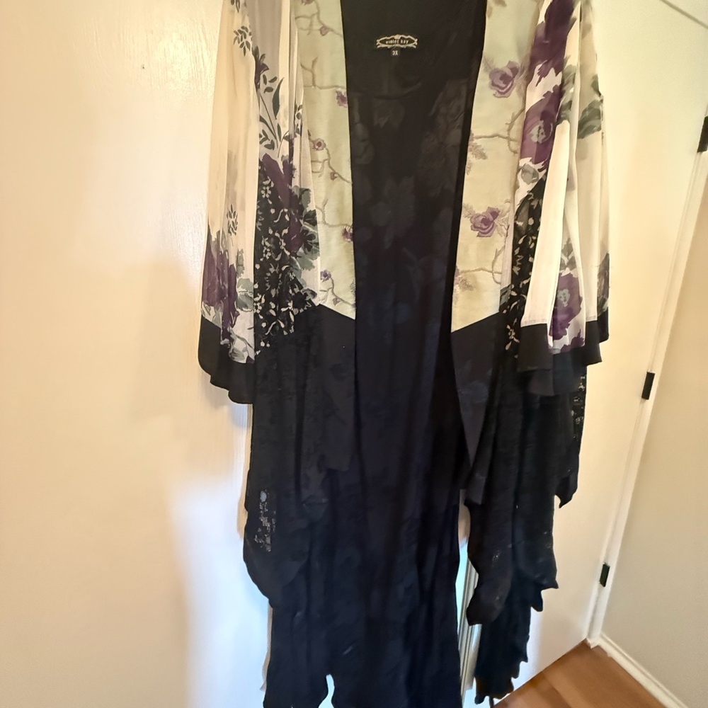 Violet Kay Elegant Black and Purple Kimono